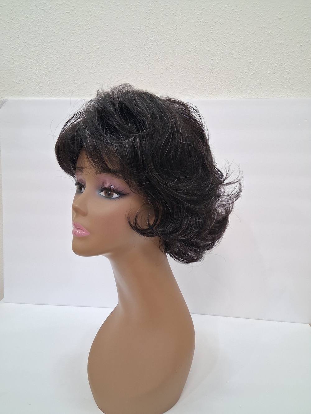 Classic Short Layered Women's Wig in Dark Brown